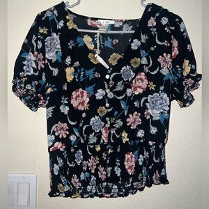 REVAMPED FLORAL BLOUSE- size Medium-NWT